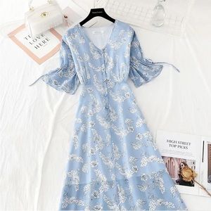 Pastel Blue Floral Tie-Waist Dress in Size Small/Medium NWT